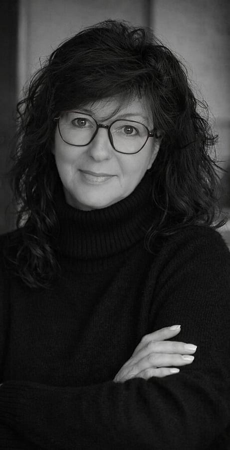 Statemant in schwarz