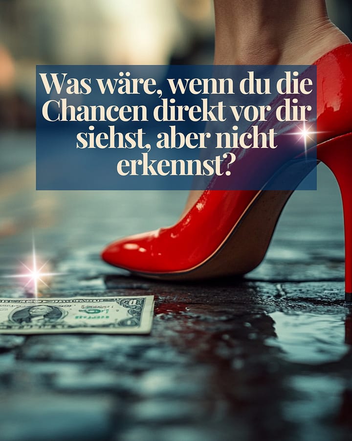 Rote Highheels auf Geldscheinen - Symbol für Geld-Mindset